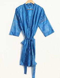 Batas Kimono Sari de Seda, Batas de Seda Reciclada, Batas de Mujer, Novedad - Product Image 1