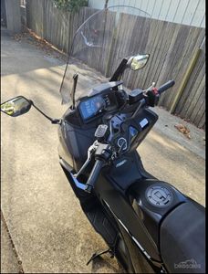 NUEVO TMAX 560 2022, Maxi-Scooter de Alto Rendimiento, Listo para Envío Mundial, Características Avanzadas, Rendimiento - Product Image 4