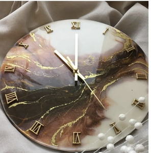 Reloj de pared de resina y madera personalizado para sala de estar a un precio razonable Reloj de pared de resina decorativo para el hogar para Hotel - Product Image 5