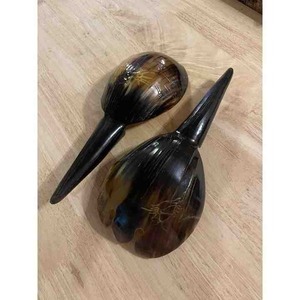 Cuchara de cuerno de búfalo natural hecha a mano, utensilio no tóxico de origen sostenible, perfecto para servir té, café, caviar - Product Image 6