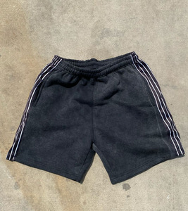 Pantalones cortos de sudor de algodón 2025 con lavado ácido Vintage 100% para hombre, ropa de calle ecológica de gran tamaño multicolor, patrón sólido de rayas laterales - Product Image 1