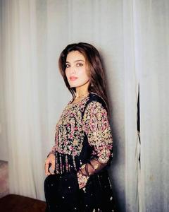 Traje de fiesta de boda, Top DE TRABAJO bordado de secuencia de codificación pesada y Palazzo con Dupatta de encaje bordado con tela Georgette de imitación - Product Image 2