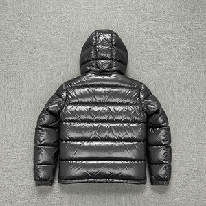 Veste bomber décontractée personnalisable sur mesure en gros pour hommes, épaisse, chaude, à capuche, fermeture éclair, imperméable, respirante - Product Image 3