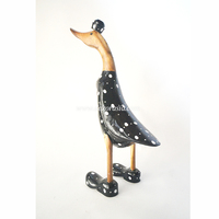Figurine de canard en bambou écologique décorative, à pois noirs avec sandales, fabriquée à la main pour un cadeau ou une décoration d'intérieur