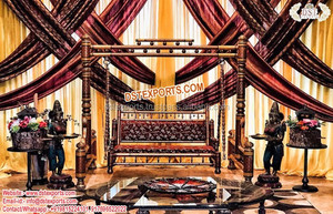 Chaises en bois de teck balançoire dorée sud-asiatique pour mariages pour les fonctions musulmanes Heena Gujarati Garba décor de scène décorations de mariage - Product Image 4