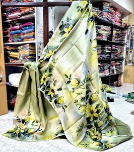 ผ้าส่าหรีผ้าไหมระบายสีด้วยมือพร้อมชิ้นส่วนเสื้อสำหรับงานปาร์ตี้และฤดูหนาว - Product Image 6