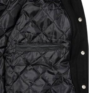 Veste de baseball universitaire pour hommes personnalisée OEM col montant en laine et coton mélangés avec broderie de fourrure décorations Letterman fabriquées en usine - Product Image 5