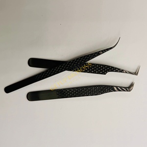 ชุดแหนบต่อขนตาแบล็คพลาสมา สำหรับต่อขนตาแบบวอลลุ่ม แยกเส้นขนตาอย่างมืออาชีพ ทำจากสแตนเลสสตีล แหนบความแม่นยำสูง - Product Image 4