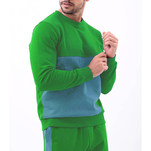 Top transpirable Actividades al aire libre populares más vendidas y viajes Se empareja fácilmente con pantalones cortos Sudadera Manga larga en blanco - Product Image 1