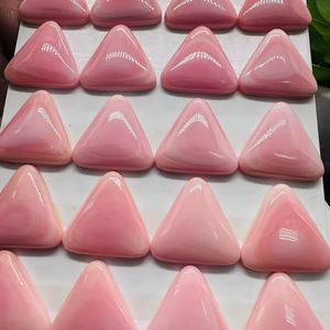 Cuentas de Concha de Mar Triangulares Lisas de Color Rosa y Blanco para Hacer Pulseras y Collares - Product Image 1