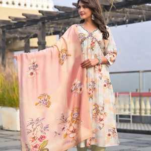 Maslin Nyra กางเกงตัดเย็บสำหรับผู้หญิง,กางเกงขาสั้น3ชิ้นลายอลิยาคัตเกตตี้สุดสวยขายส่ง - Product Image 6