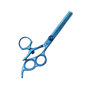 Tijeras para el cabello de titanio azul con pulgar giratorio 6,5, 3 anillos de acero inoxidable con punta de hoja afilada para peluquería - Product Image 1