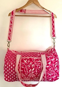 Fabricant et grossiste matelassé Patchwork Duffle Sac à bandoulière Coton Durable Voyage Yoga Shopping Plage Weekender sac - Product Image 4