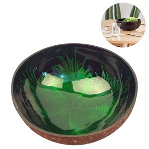Bol de vente de noix de coco laque artisanale avec bol fait main décoratif au design unique pour la cuisine - Product Image 6