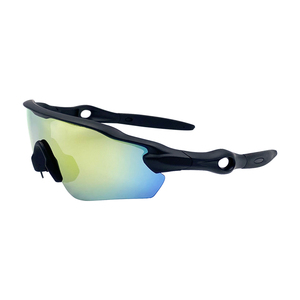 แว่นกันแดดแนวสปอร์ตพร้อมเลนส์โพลาไรซ์สำหรับขี่จักรยานและเดินป่ารุ่น P1135พีซีที่ทนทาน - Product Image 5