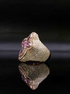 Bague de déclaration florale en or rose avec pierre précieuse rose en moissanite de luxe - Product Image 4