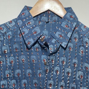 Chemise décontractée en coton imprimé à la main pour homme, élégante et charmante |   Collection de chemises à manches longues 100% coton à motifs floraux - Product Image 2