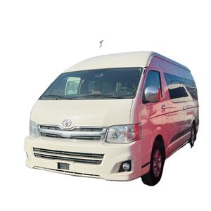 Minibus diesel à toit haut de 16 places, à empattement long, avec boîte de vitesses automatique, sans accident et prêt à être expédié - Product Image 1