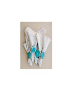 Servilleteros de resina de aspecto clásico para espacios de comedor finos e interiores de casas de lujo con detalles hechos a mano - Product Image 1