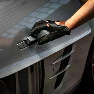 Gants de conduite en cuir de vache personnalisés à logo, très vendus, hautement performants, décontractés et élégants, avec une fonction de sécurité - Product Image 5