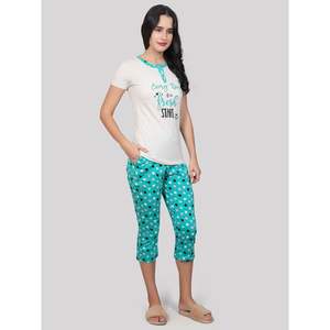 Ensemble de pyjama vert pour femmes Evolve, pantalon capri et haut en coton super doux avec 2 poches latérales, tissu tissé, commande minimum 5 pièces - Product Image 4
