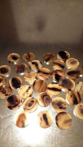 Botones de Cuerno de Búfalo Crudo de Varios Tamaños, Botones sin Terminar para la Industria de la Confección, con Diferentes Opciones de Color Disponibles - Product Image 6