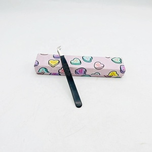 Pince à cils noire à pois Pince à cils en acier durable avec pointe pointue polie Prix de gros - Product Image 5