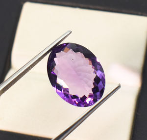 อเมทิสต์ธรรมชาติทรงรี 12.25 กะรัต 16x11 มม. 2 เม็ด - Product Image 4