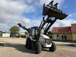 NUEVA RETROEXCAVADORA HIDROMEK 102B Supra K4 ECONÓMICA - Product Image 3