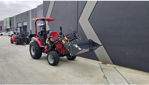 Tractor UHI T354 de 35 CV con Tracción en las 4 Ruedas, ROPS, Cargador Frontal y Pala 4 en 1, Paquete de 7 Accesorios, Gran Oferta que Incluye Motor Principal - Product Image 4