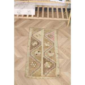 Tapis de 1,5 x 2,8 pieds, tapis turc vintage, tapis persan brun - Product Image 1