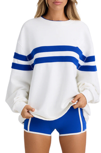 Ensemble deux pièces sportif pour femme : sweat-shirt oversize et mini-short élastique à rayures contrastées avec logo personnalisé - Product Image 5