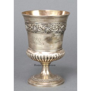 Florero de trompeta de alta calidad de Metal resistente de aspecto lujoso con textura martillada chapada en Color dorado de diseñador más elegante - Product Image 6