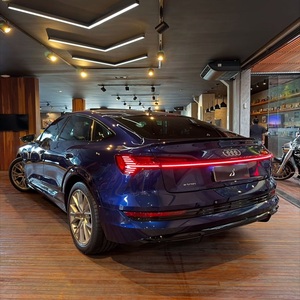 Audi e-tron Sportback Premium Plus 2022, el más vendido, con doble motor, tracción total y sistema de suspensión neumática adaptativa. - Product Image 2