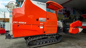   Cosechadora de Arroz DC-108X de 108HP, Cosechadora Combinada de Alta Calidad con Construcción Duradera, Motor Potente, Nueva Condición, Mejor Precio - Product Image 5