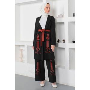 Conjunto Casual de Dos Piezas Bordado para Mujer, Top Largo y Pantalones Cortos a Media Pierna, Estilo de Oficina Lujoso, Tallas XS a 5XL Disponibles - Product Image 3