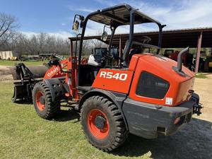 รถตัก R540 2024 Kubota พร้อมกระบอกไฮดรอลิก Eaton โหลดได้9ตัน Euro5ปล่อยมลพิษเครื่องยนต์-รับประกัน1ปี - Product Image 5