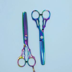 Tijeras de adelgazamiento del cabello multicolor de buena calidad al por mayor, nueva llegada, tijeras de adelgazamiento de acero inoxidable con borde de maquinilla de afeitar - Product Image 1