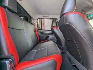 Toyota Hilux Doble Cabina GLX Diésel, Camioneta Usada SUPER LIMPIA, Transmisión Automática, Lista para Envío Mundial - Product Image 3