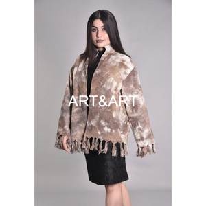 Vêtement d'hiver pour femmes indiennes en coton matelassé fait main en gros, veste Suzani à poche brodée, veste imprimée, nouvelle veste - Product Image 4