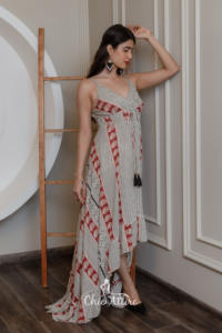 Robe Maxi Bohème d'été unique pour femme Exotic Pure Silk Halter Neck Flair Floral Assorted Geometric Print XL Sleeveless Design - Product Image 3