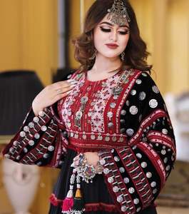 Vêtements Kuchi afghans fabriqués éthiquement Robes Kuchi embellies de haute qualité Vente en gros - Product Image 1