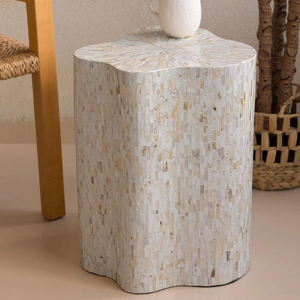 โต๊ะข้างแบบฝังมุกสำหรับห้องนอนโต๊ะข้างแบบหรูหราทำด้วยมือเกรดพรีเมี่ยมทำจากเวียดนาม - Product Image 4