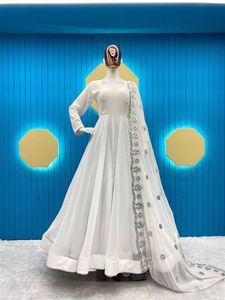 Nuevo diseñador de ropa de fiesta hermoso vestido elegante con estampado digital con dupatta Vestidos de alta calidad Vestido de tela Premium - Product Image 3