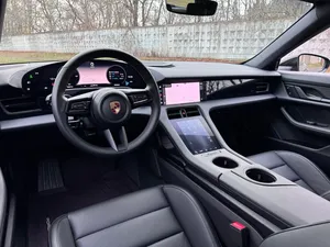NEAT 2022, Taycan 4S Sport Turismo I, ไมล์น้อย เกียร์อัตโนมัติ หลังคาพาโนรามา ไฟ LED ไฟเดย์ไลท์ LED - Product Image 4