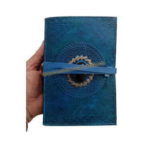 Cuaderno clásico de cuero azul cielo diario en relieve cuaderno de bocetos de escritura hecho a mano con piedra negra para él y ella - Product Image 5