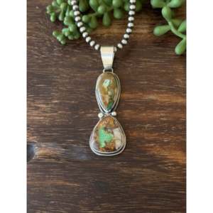 Pendentif en argent sterling fait main avec ruban, turquoise Royston, serti clos taille émeraude, style Navajo, avec numéro en or taille émeraude - Product Image 2