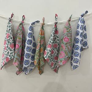 Servilletas de Tela de Algodón con Estampado Floral Hecho a Mano, Servilletas para Mesa de Comedor, Servilletas de Boda, Servilletas Reutilizables Ecológicas para Fiestas - Product Image 2