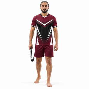 Uniforme de hockey d'équipe personnalisé et durable, doté d'une gestion de l'humidité et d'une mobilité accrue pour les matchs. - Product Image 4