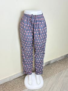 Pantalon de nuit décontracté en coton imprimé pour femme Pantalon de détente doux et respirant avec imprimé floral pour femme - Product Image 3